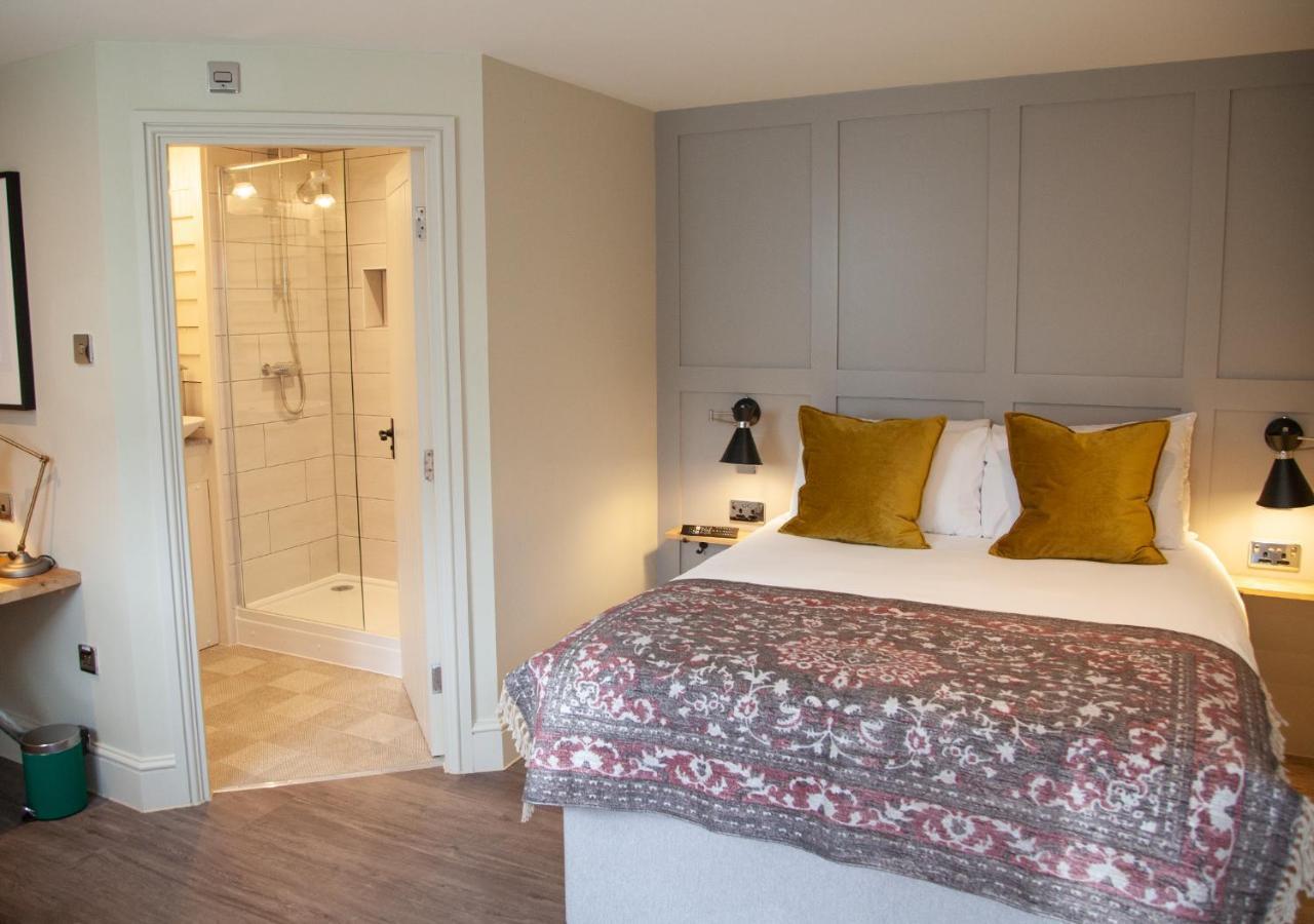 The Kings Arms Hotel Malmesbury Zimmer foto